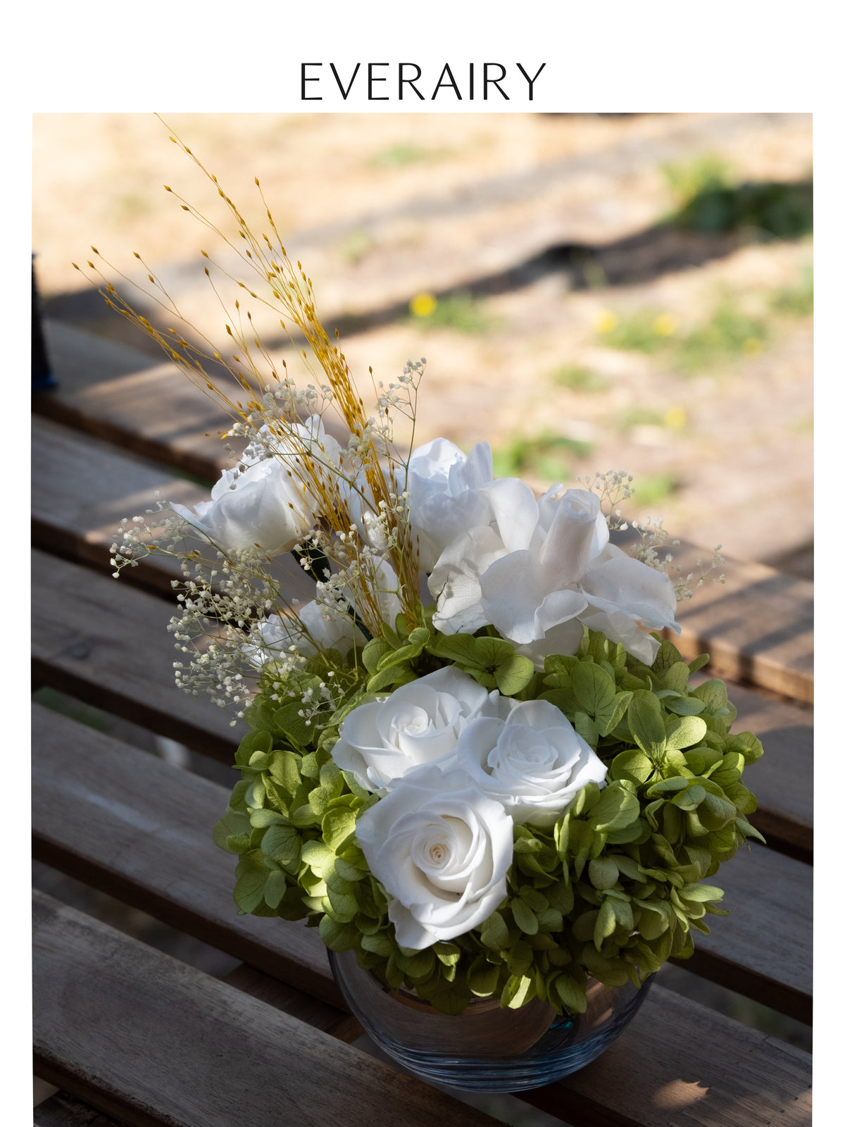 Gardenia Snow - Preserved Flower Arrangement